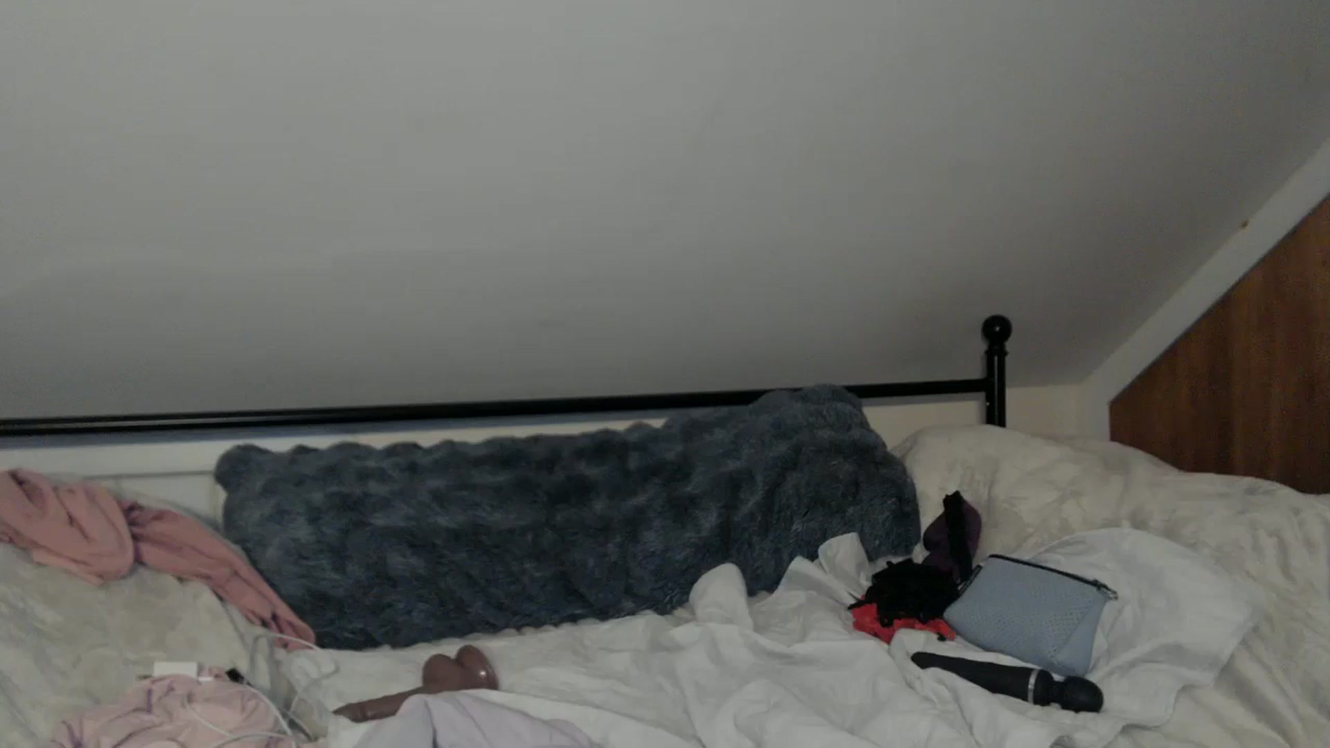 Gallery image thumbnail from EmmaStone4's myfreecams stream on, 12/28/2024, 21:27 image 3 of 20