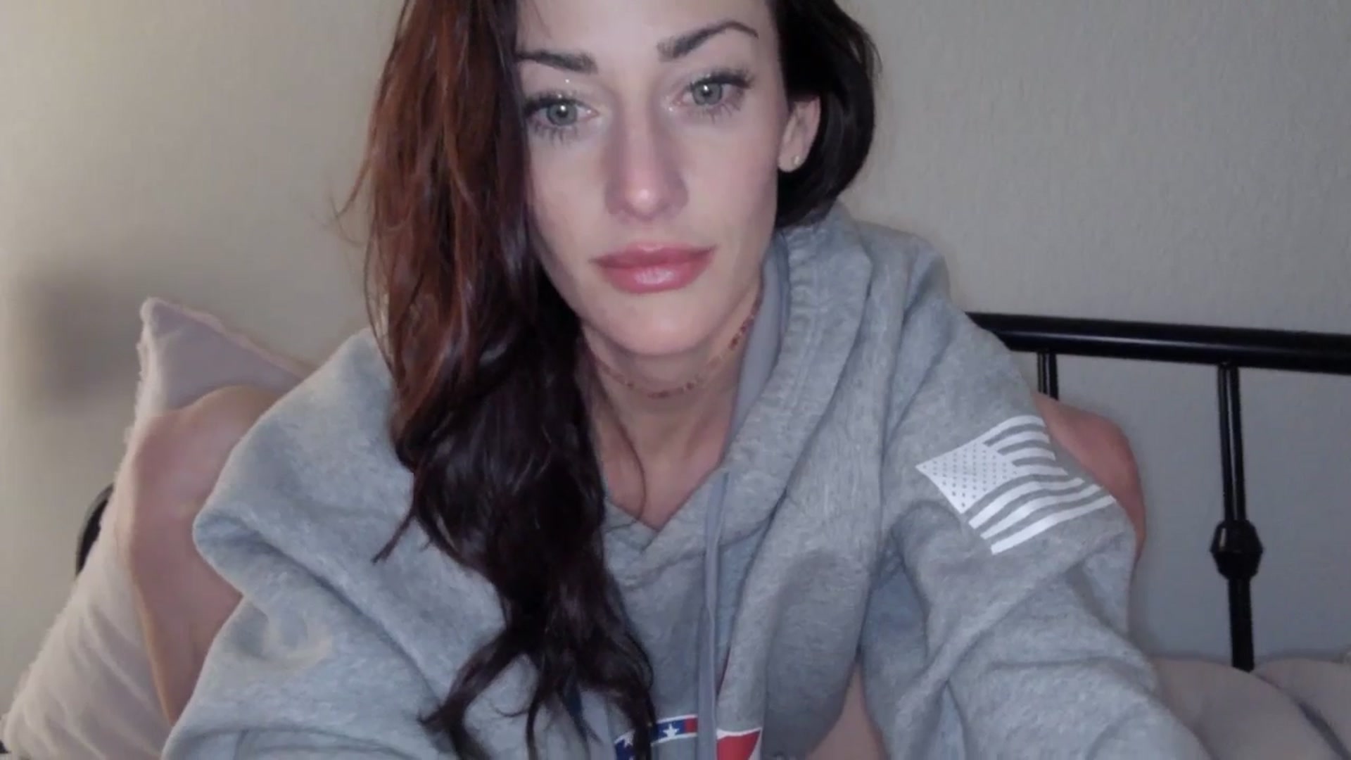 Gallery image thumbnail from EmmaStone4's myfreecams stream on, 01/10/2025, 18:54 image 10 of 20