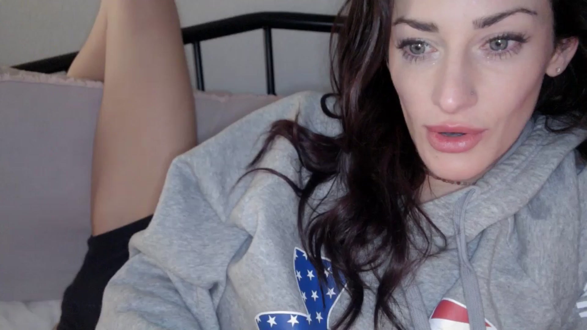 Gallery image thumbnail from EmmaStone4's myfreecams stream on, 01/10/2025, 18:54 image 13 of 20