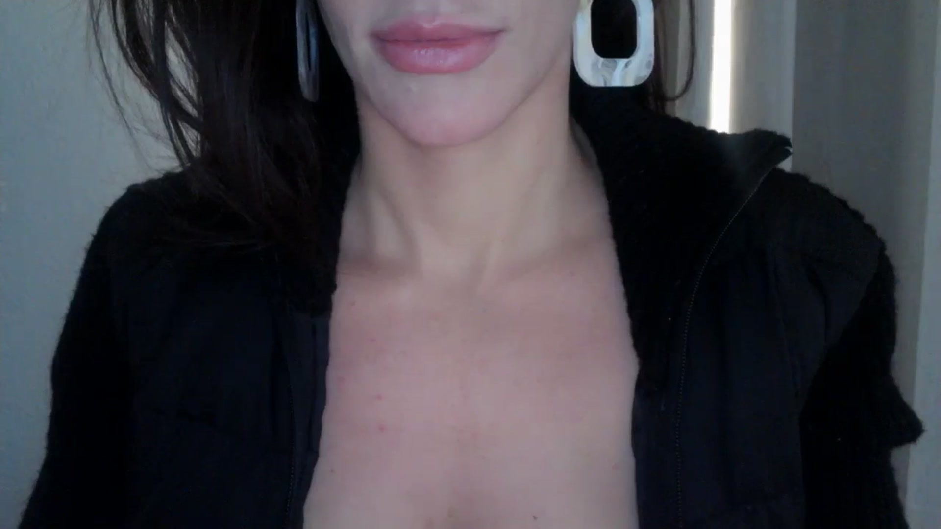 Gallery image thumbnail from EmmaStone4's myfreecams stream on, 01/13/2025, 19:18 image 10 of 20