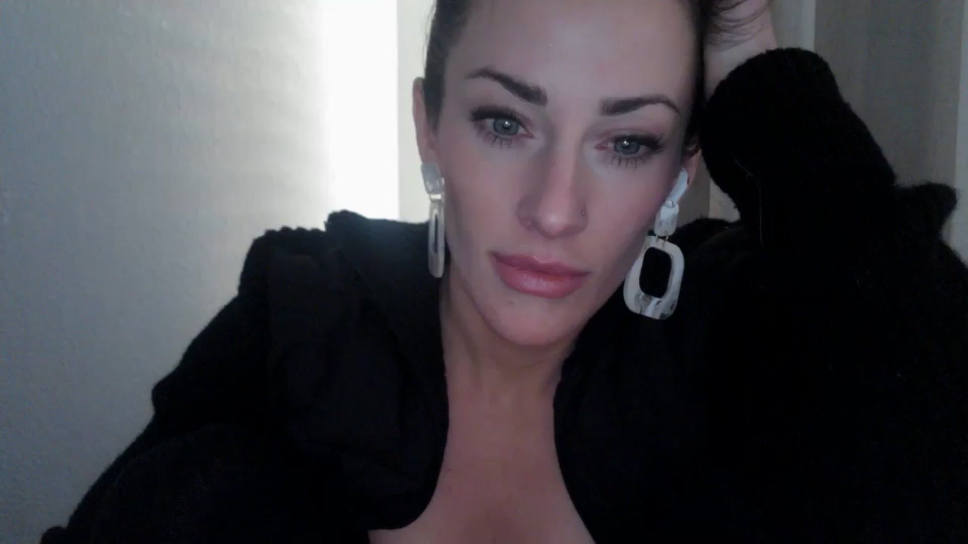 Gallery image thumbnail from EmmaStone4's myfreecams stream on, 01/13/2025, 19:18 image 4 of 20