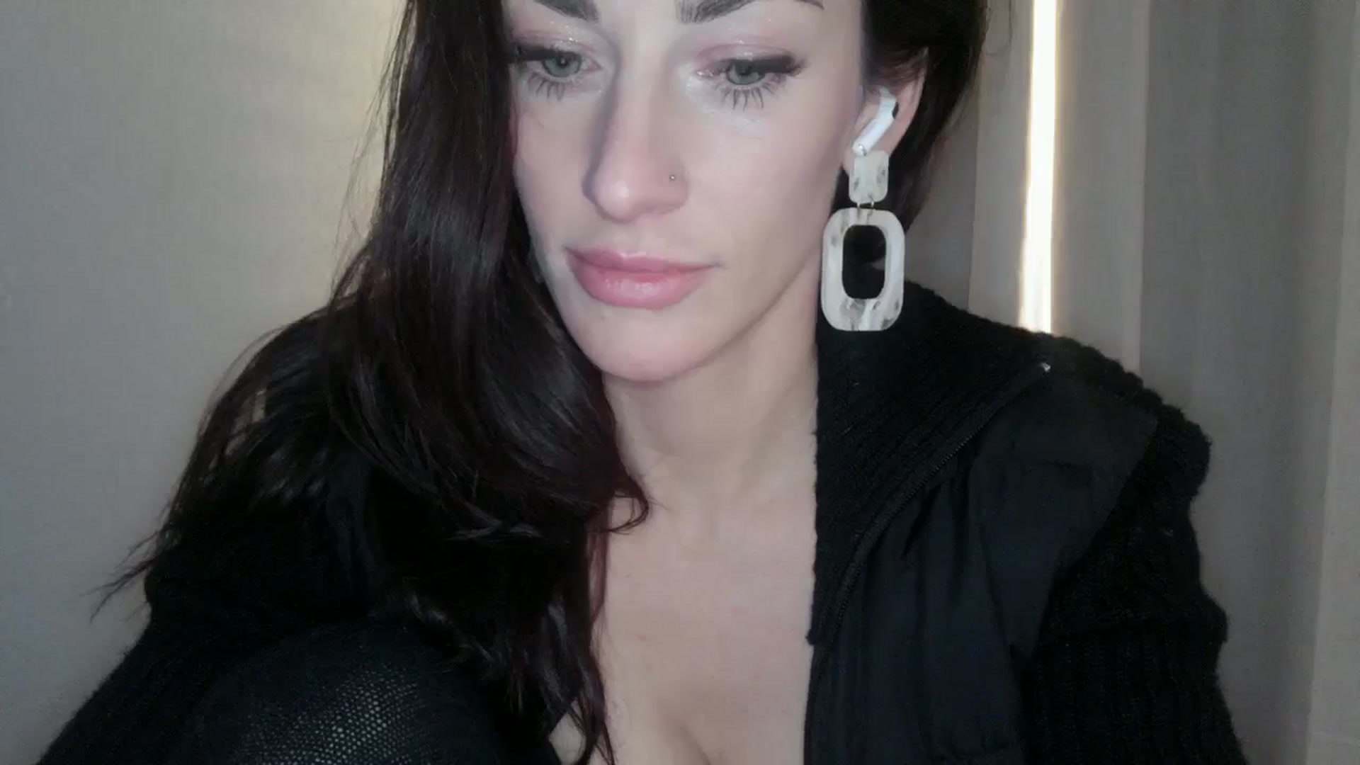 Gallery image thumbnail from EmmaStone4's myfreecams stream on, 01/13/2025, 19:18 image 13 of 20