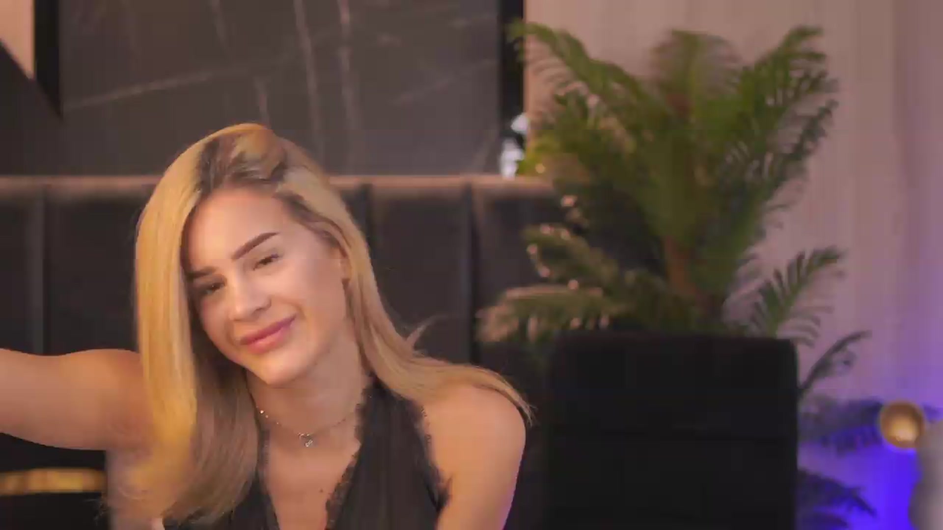 Gallery image thumbnail from EmmaWill's myfreecams stream on, 06/29/2026, 13:33 image 3 of 20