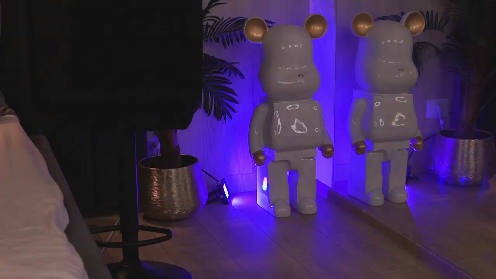 Gallery image thumbnail from EmmaWill's myfreecams stream on, 06/29/2026, 13:33 image 5 of 20