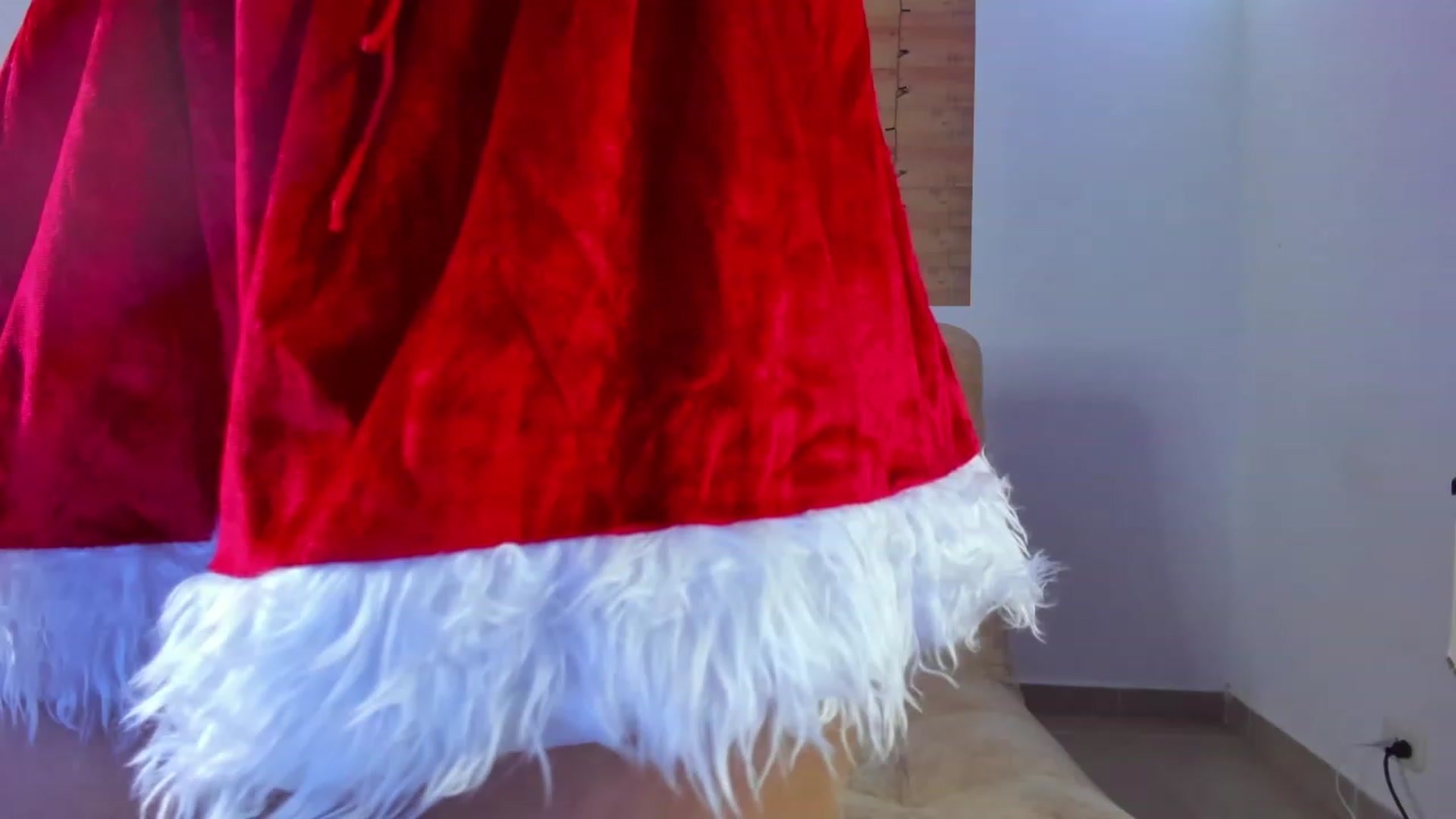 Gallery image thumbnail from Emma_19_'s myfreecams stream on, 12/08/2022, 07:56 image 14 of 20