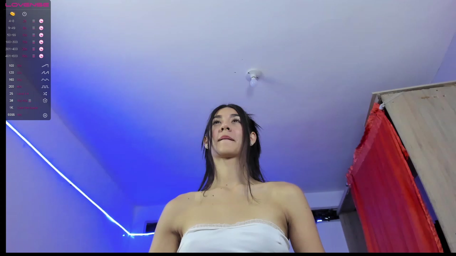 Gallery image thumbnail from Emma_19_'s myfreecams stream on, 08/16/2023, 04:31 image 17 of 20