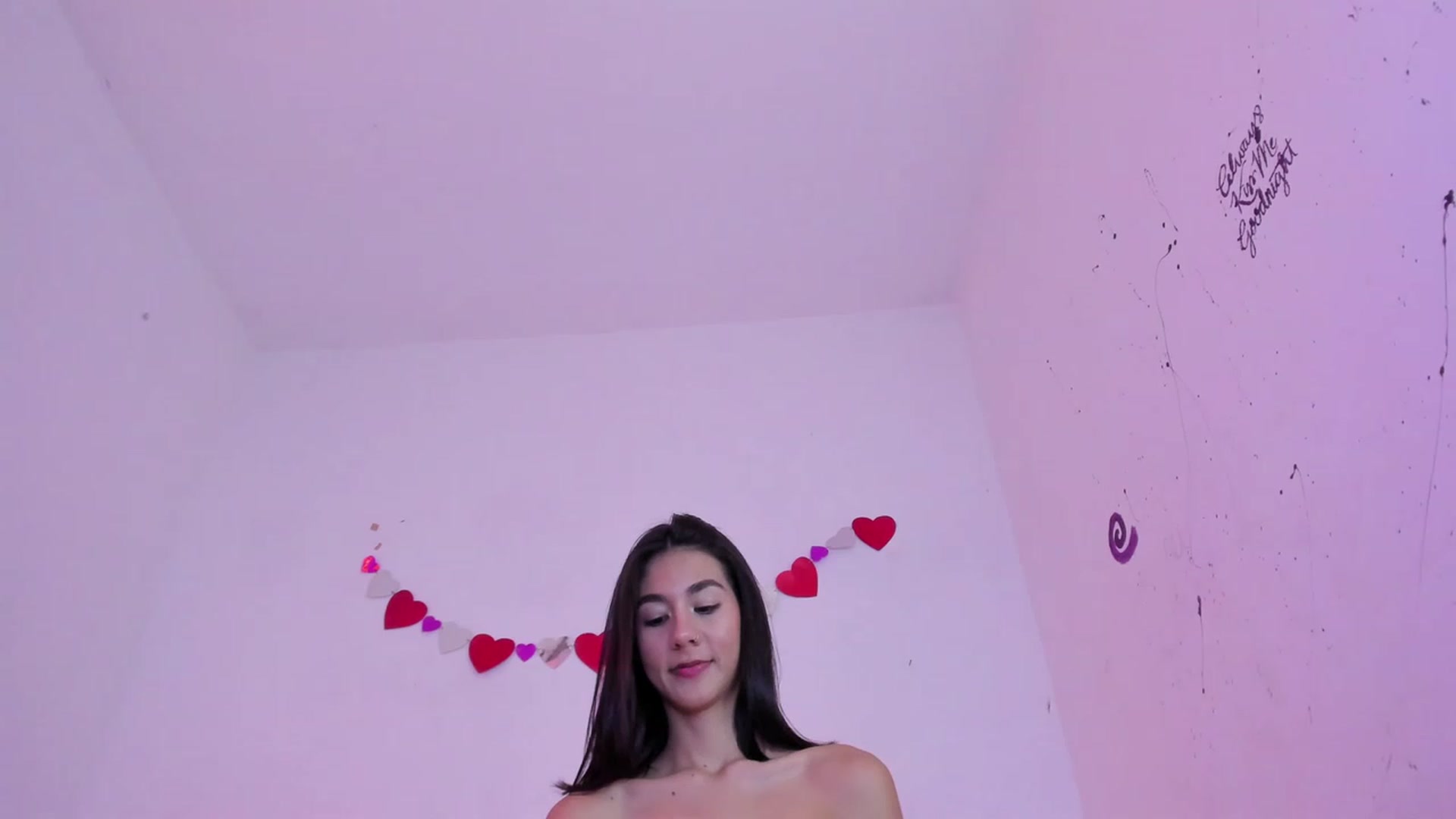 Gallery image thumbnail from Emma_19_'s myfreecams stream on, 02/18/2024, 05:17 image 17 of 20