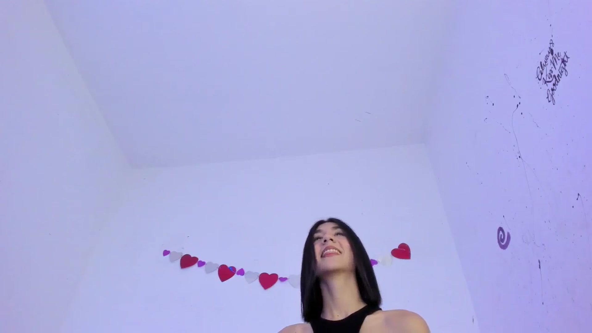 Gallery image thumbnail from Emma_19_'s myfreecams stream on, 06/28/2024, 02:55 image 10 of 20