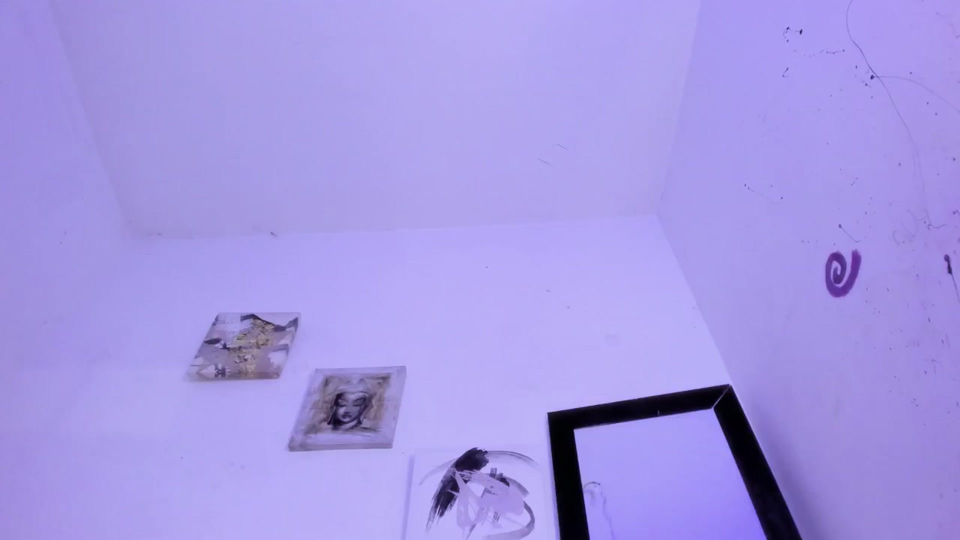 Gallery image thumbnail from Emma_19_'s myfreecams stream on, 01/21/2025, 04:46 image 4 of 20