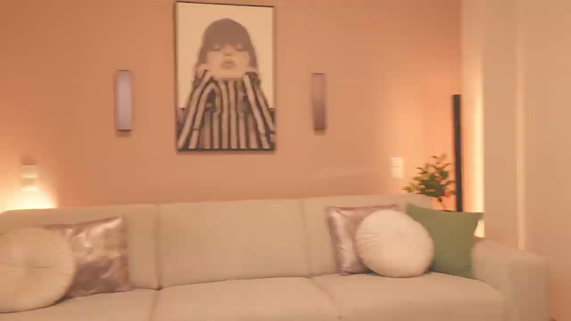 Gallery image thumbnail from Emma_Rosie's myfreecams stream on, 09/05/2026, 12:15 image 2 of 20