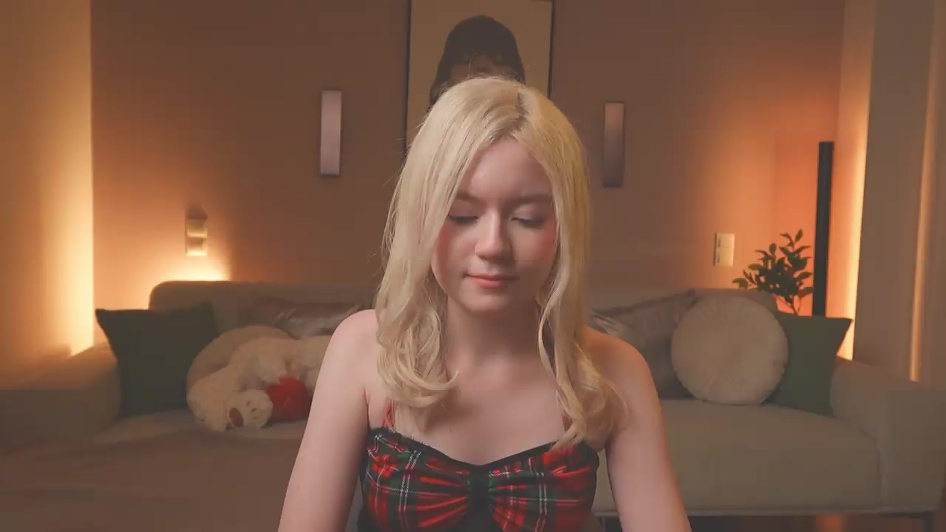 Gallery image thumbnail from Emma_Rosie's myfreecams stream on, 09/10/2026, 16:35 image 7 of 20