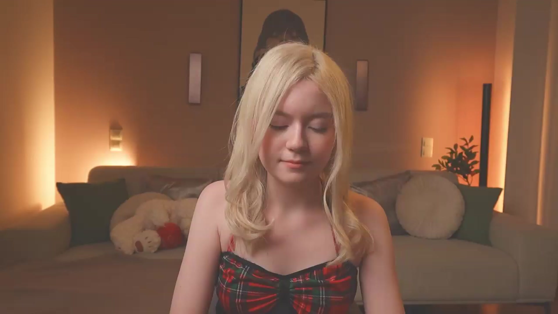 Gallery image thumbnail from Emma_Rosie's myfreecams stream on, 09/10/2026, 16:35 image 2 of 20