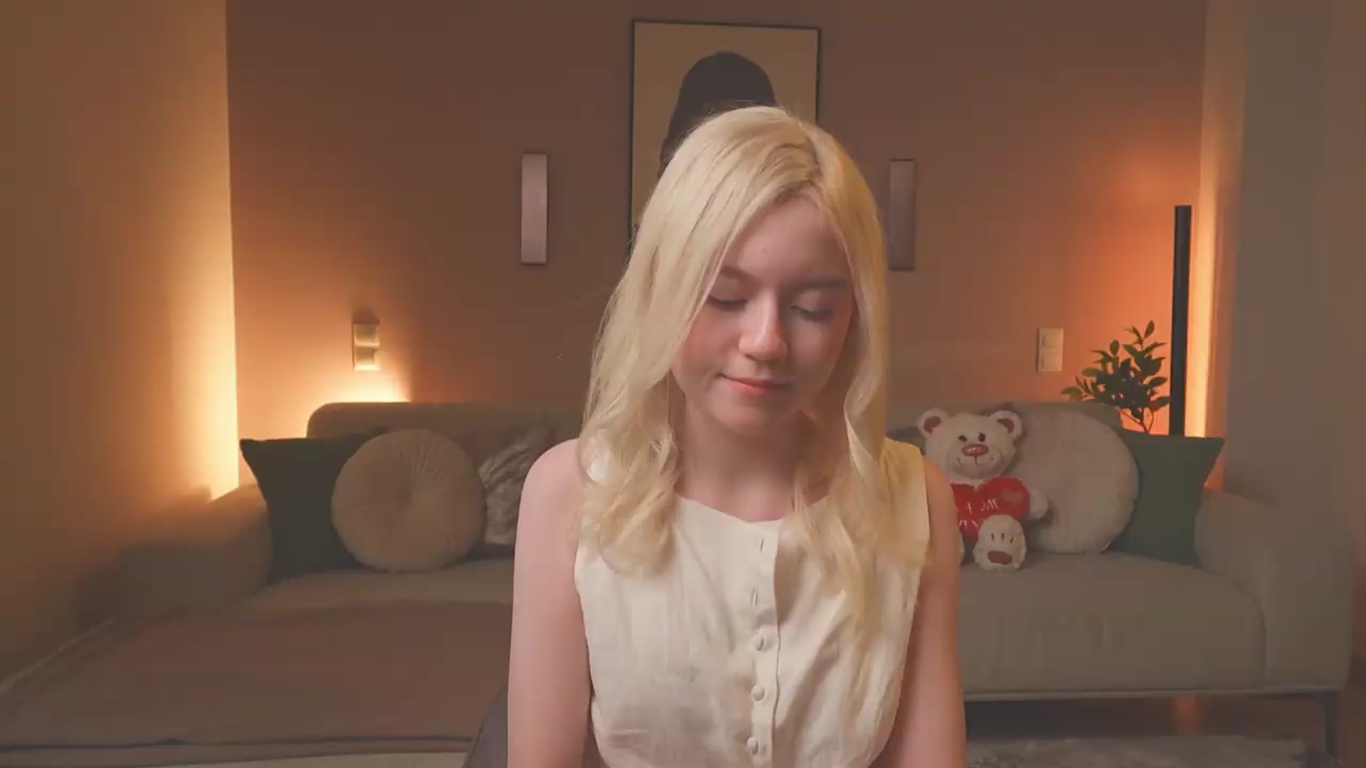 Gallery image thumbnail from Emma_Rosie's myfreecams stream on, 09/11/2026, 15:15 image 17 of 20