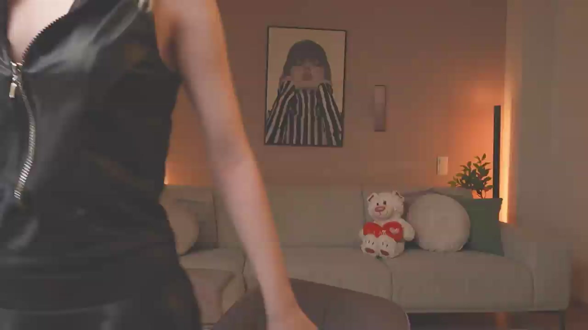 Gallery image thumbnail from Emma_Rosie's myfreecams stream on, 09/16/2026, 14:00 image 1 of 20
