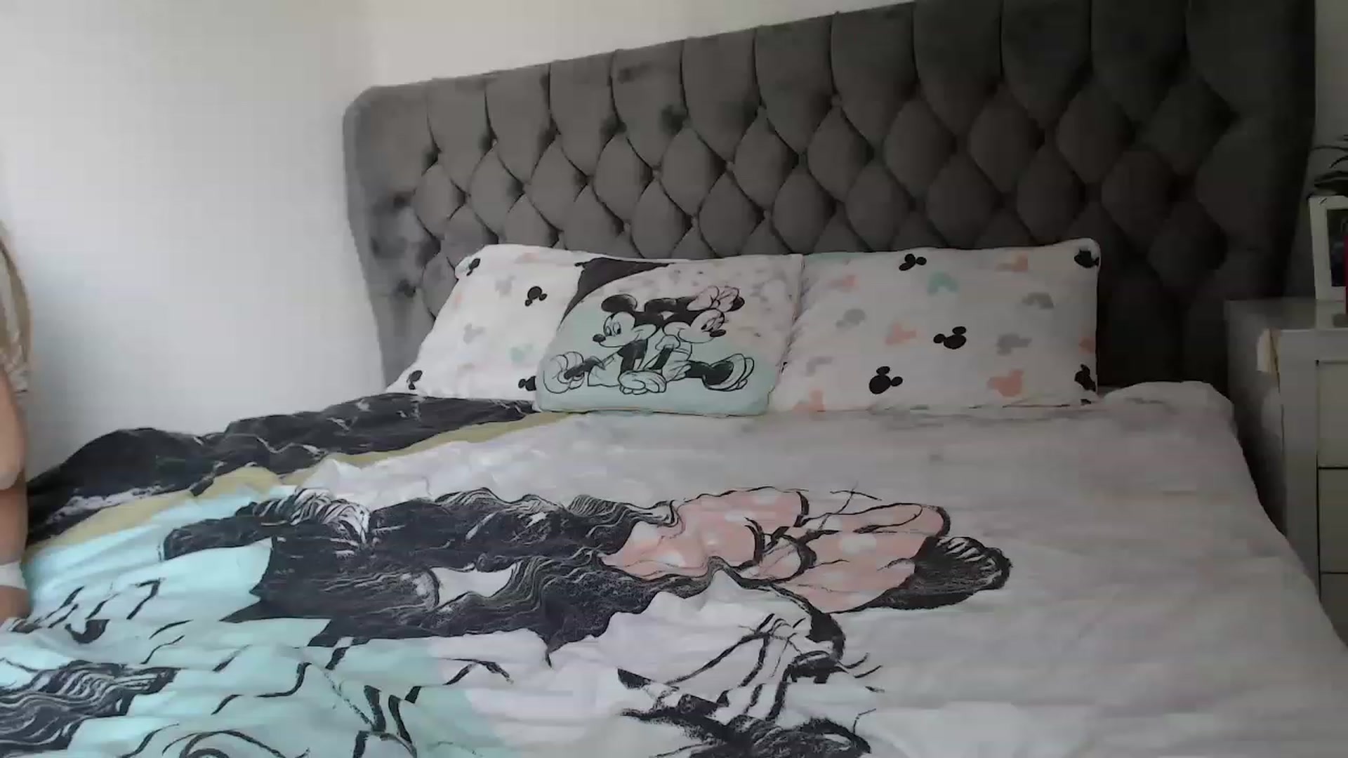 Gallery image thumbnail from Emma__3's myfreecams stream on, 11/25/2022, 12:43 image 5 of 20