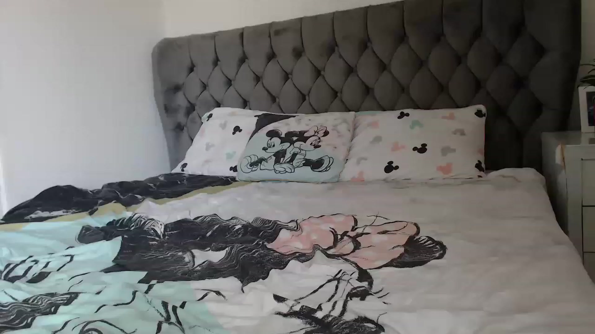 Gallery image thumbnail from Emma__3's myfreecams stream on, 11/25/2022, 12:43 image 3 of 20