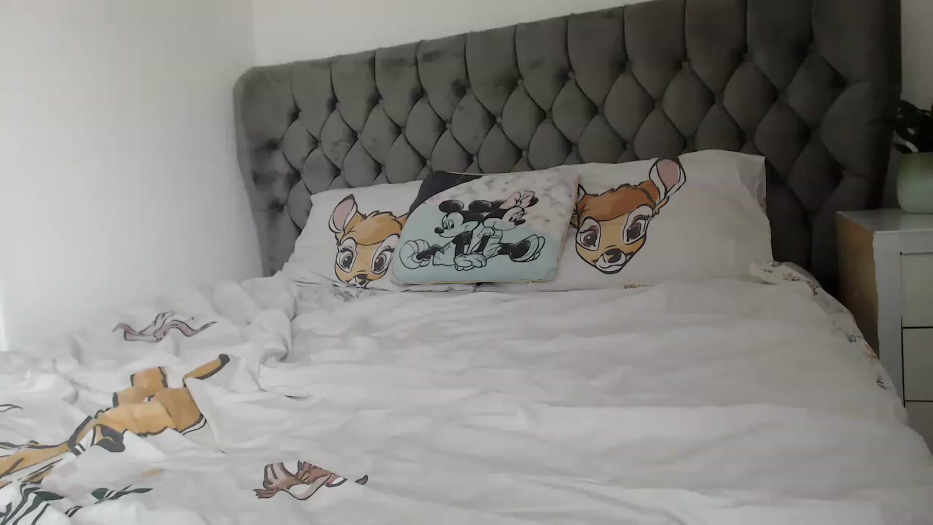 Gallery image thumbnail from Emma__3's myfreecams stream on, 12/05/2022, 13:07 image 13 of 20