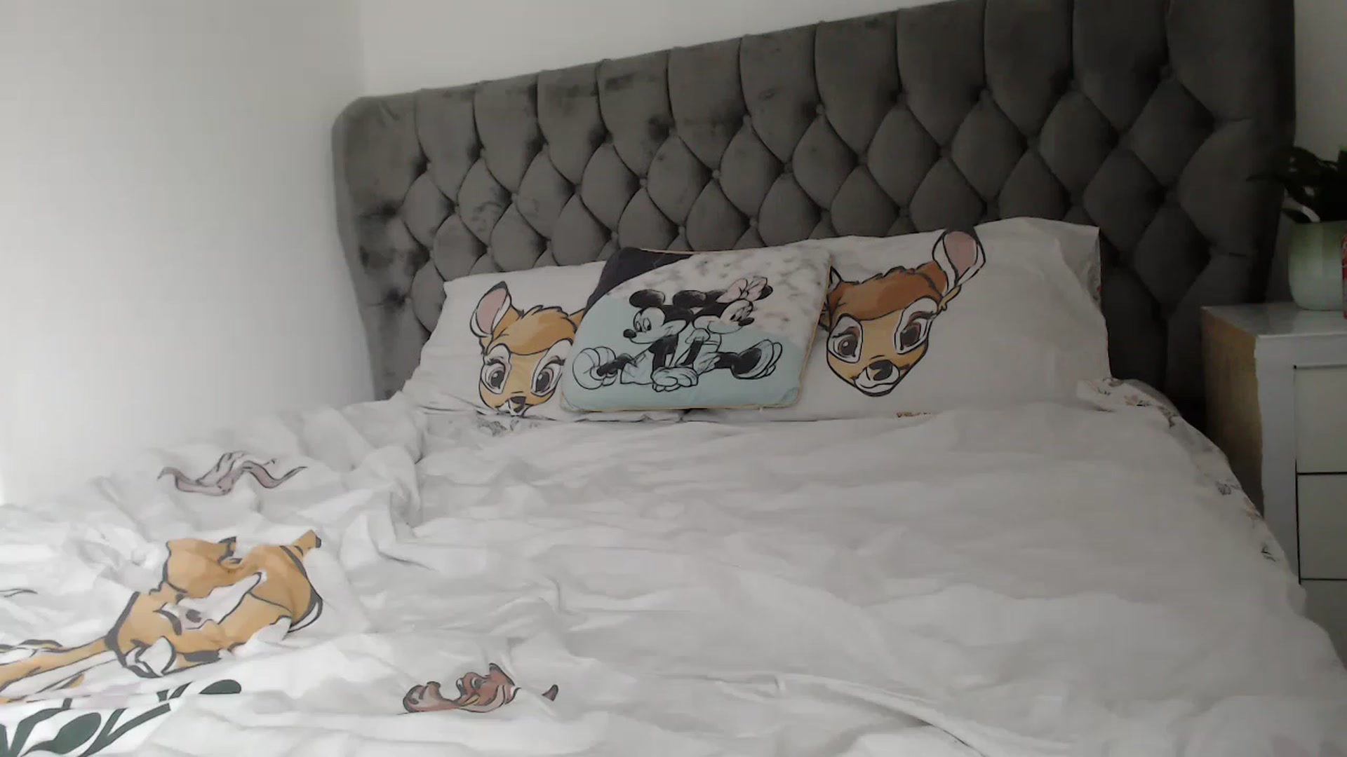 Gallery image thumbnail from Emma__3's myfreecams stream on, 12/05/2022, 13:07 image 18 of 20