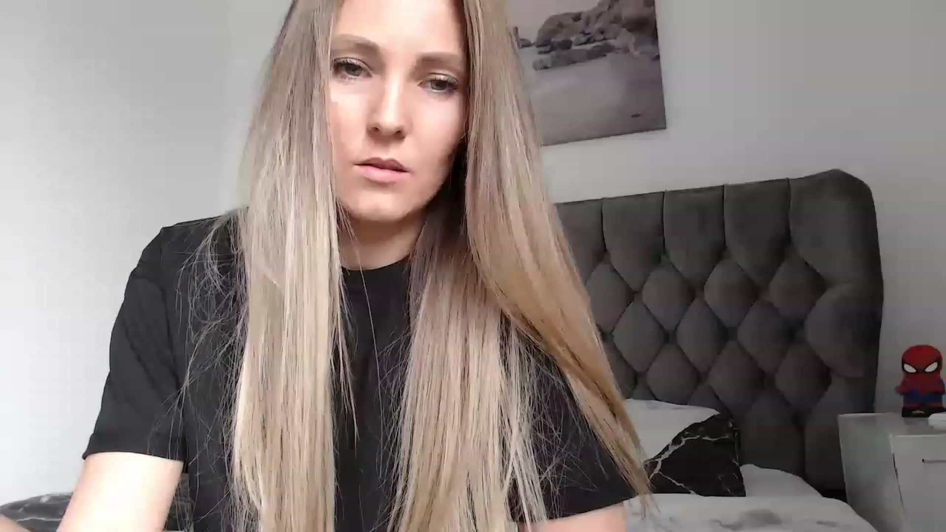 Gallery image thumbnail from Emma__3's myfreecams stream on, 02/22/2023, 13:18 image 6 of 20