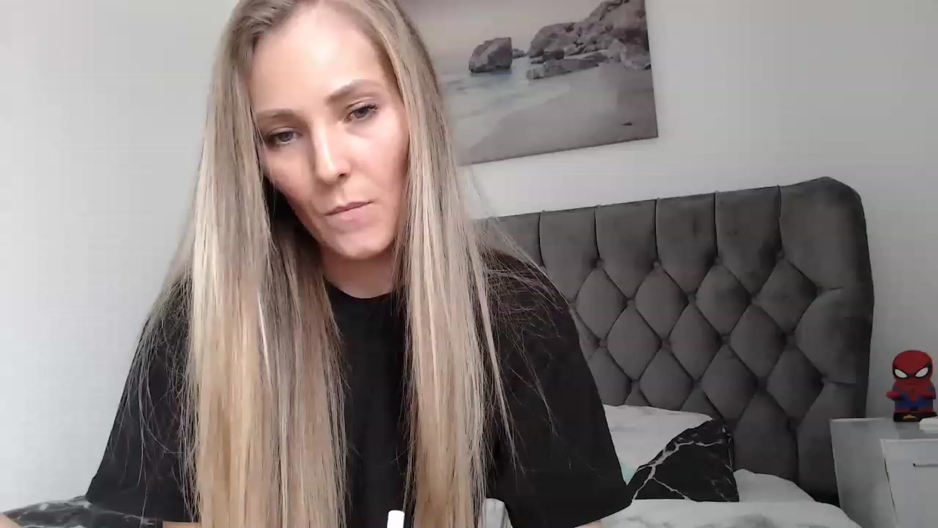 Gallery image thumbnail from Emma__3's myfreecams stream on, 02/22/2023, 13:18 image 20 of 20