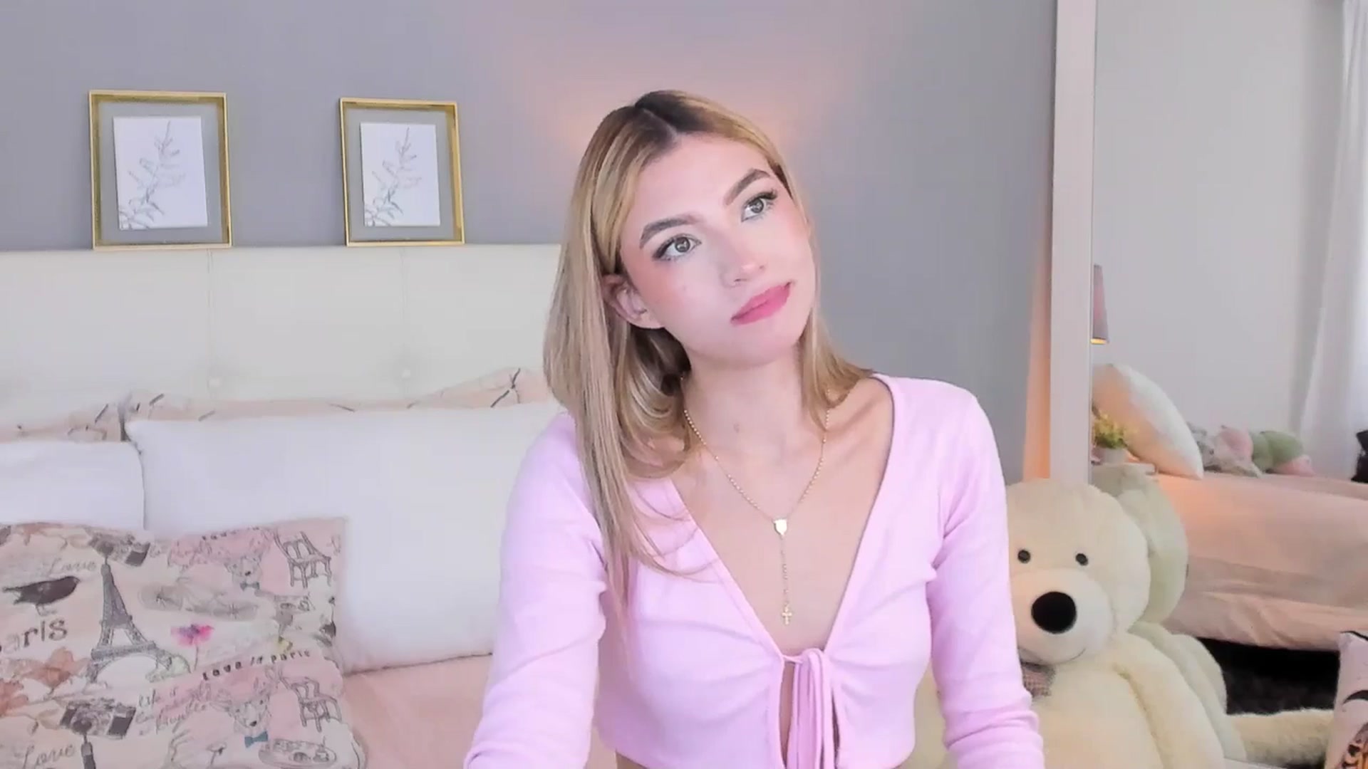 Gallery image thumbnail from Emma__Stone's myfreecams stream on, 02/25/2026, 03:13 image 6 of 20