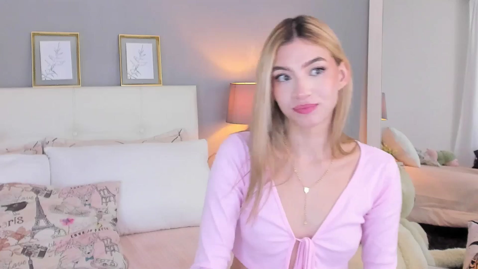 Gallery image thumbnail from Emma__Stone's myfreecams stream on, 02/25/2026, 03:13 image 1 of 20