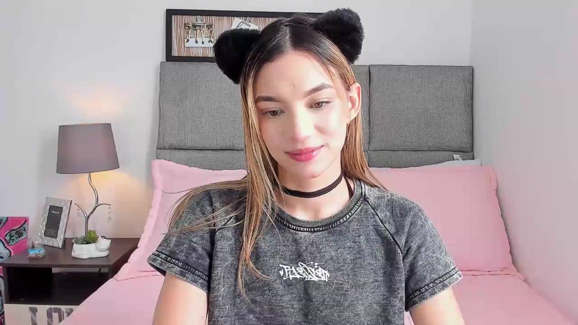 Gallery image thumbnail from Emma__Stone's myfreecams stream on, 06/05/2026, 19:05 image 16 of 20