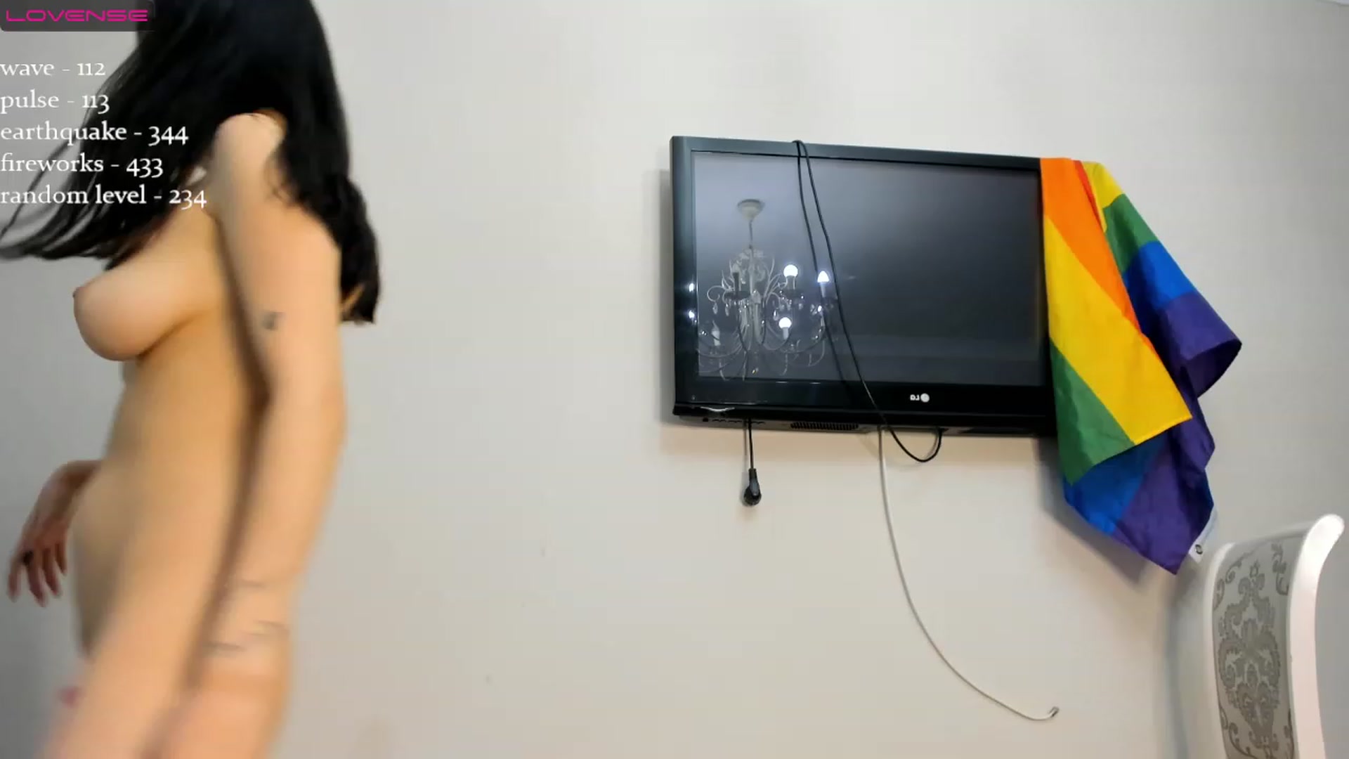 Gallery image thumbnail from Emma_clarc's myfreecams stream on, 11/26/2022, 12:32 image 8 of 20