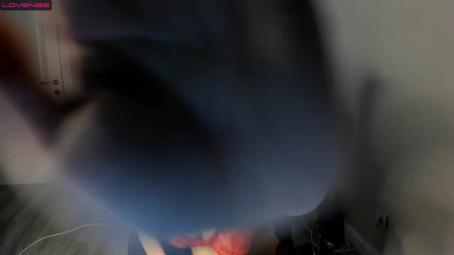 Gallery image thumbnail from Emma_clarc's myfreecams stream on, 12/12/2022, 14:16 image 2 of 20
