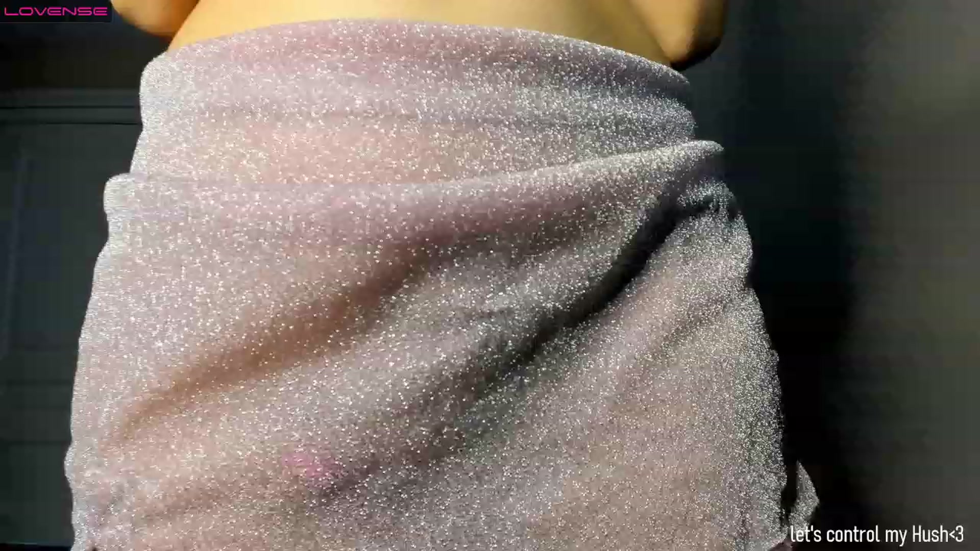 Gallery image thumbnail from Emma_clarc's myfreecams stream on, 12/19/2022, 09:14 image 7 of 20
