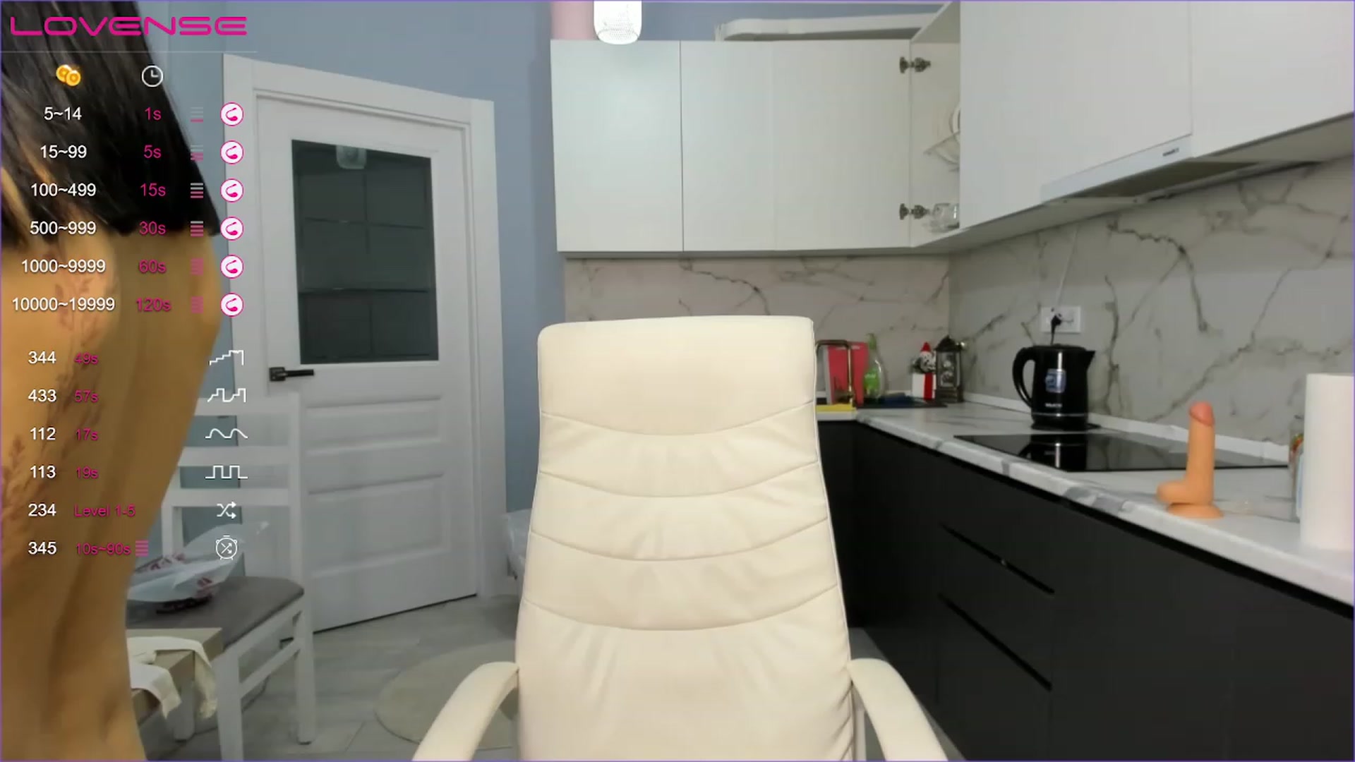 Gallery image thumbnail from Emma_clarc's myfreecams stream on, 01/15/2023, 12:53 image 14 of 20