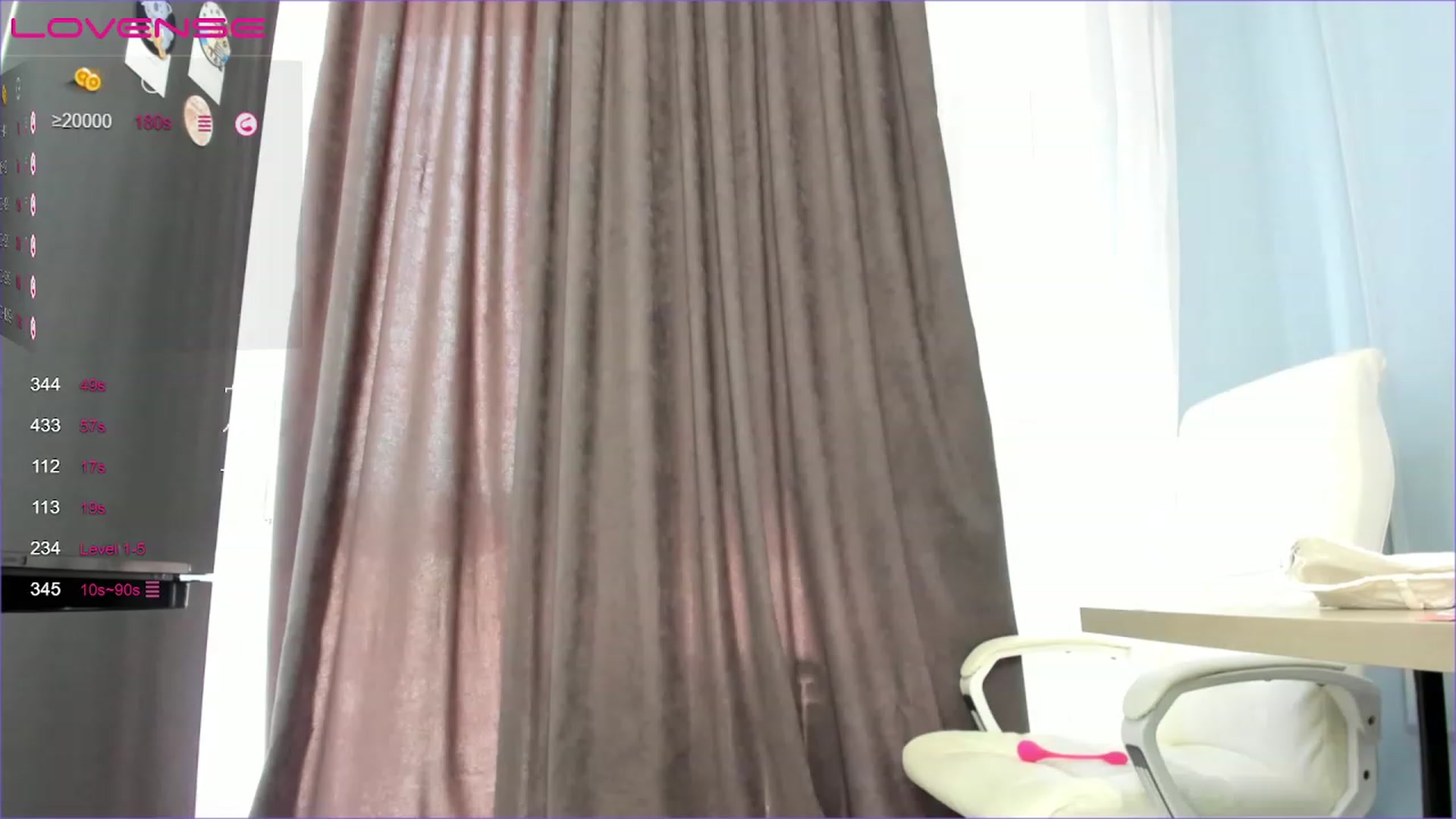 Gallery image thumbnail from Emma_clarc's myfreecams stream on, 01/19/2023, 10:27 image 8 of 20