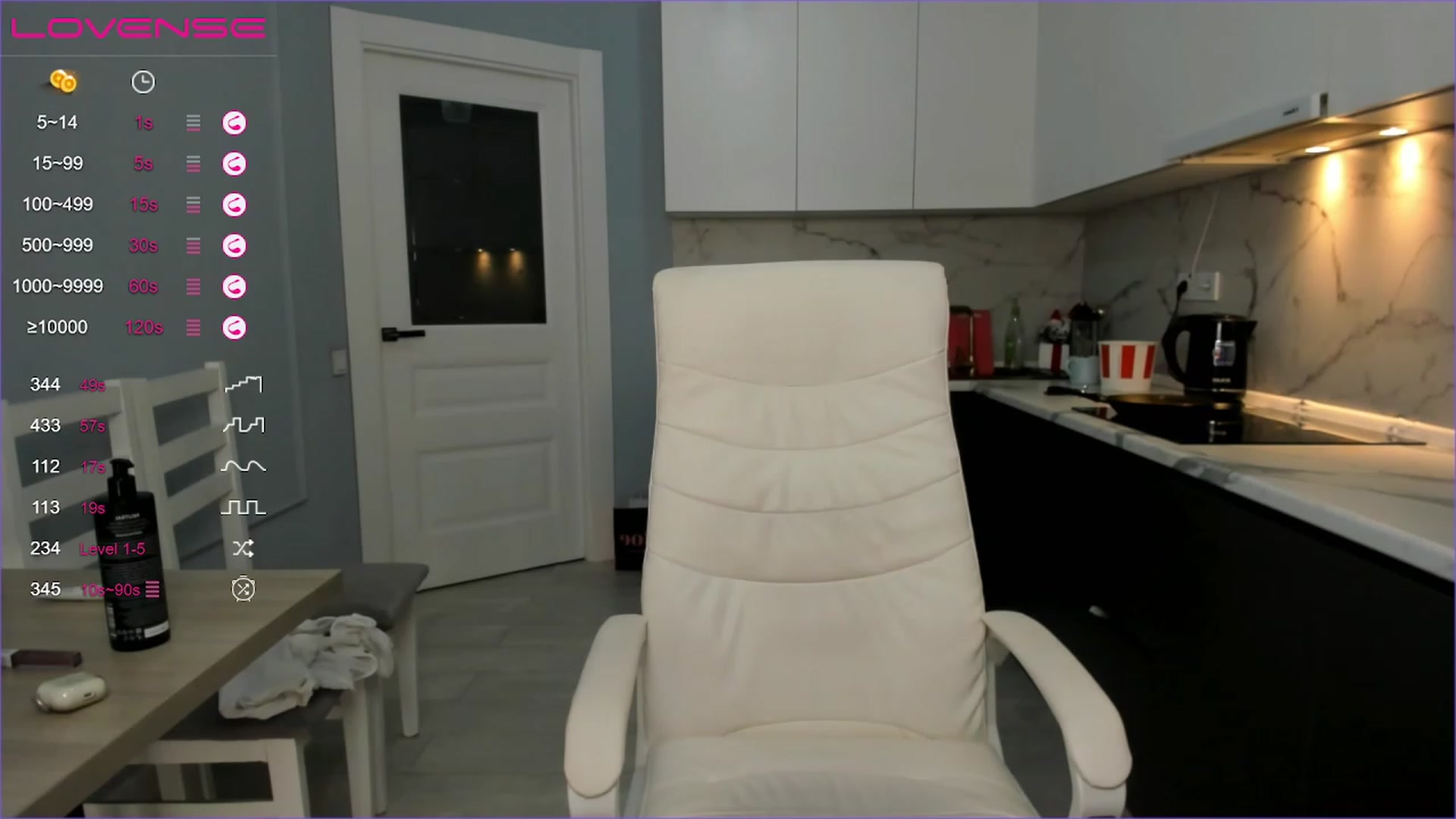 Gallery image thumbnail from Emma_clarc's myfreecams stream on, 01/30/2023, 05:01 image 5 of 20