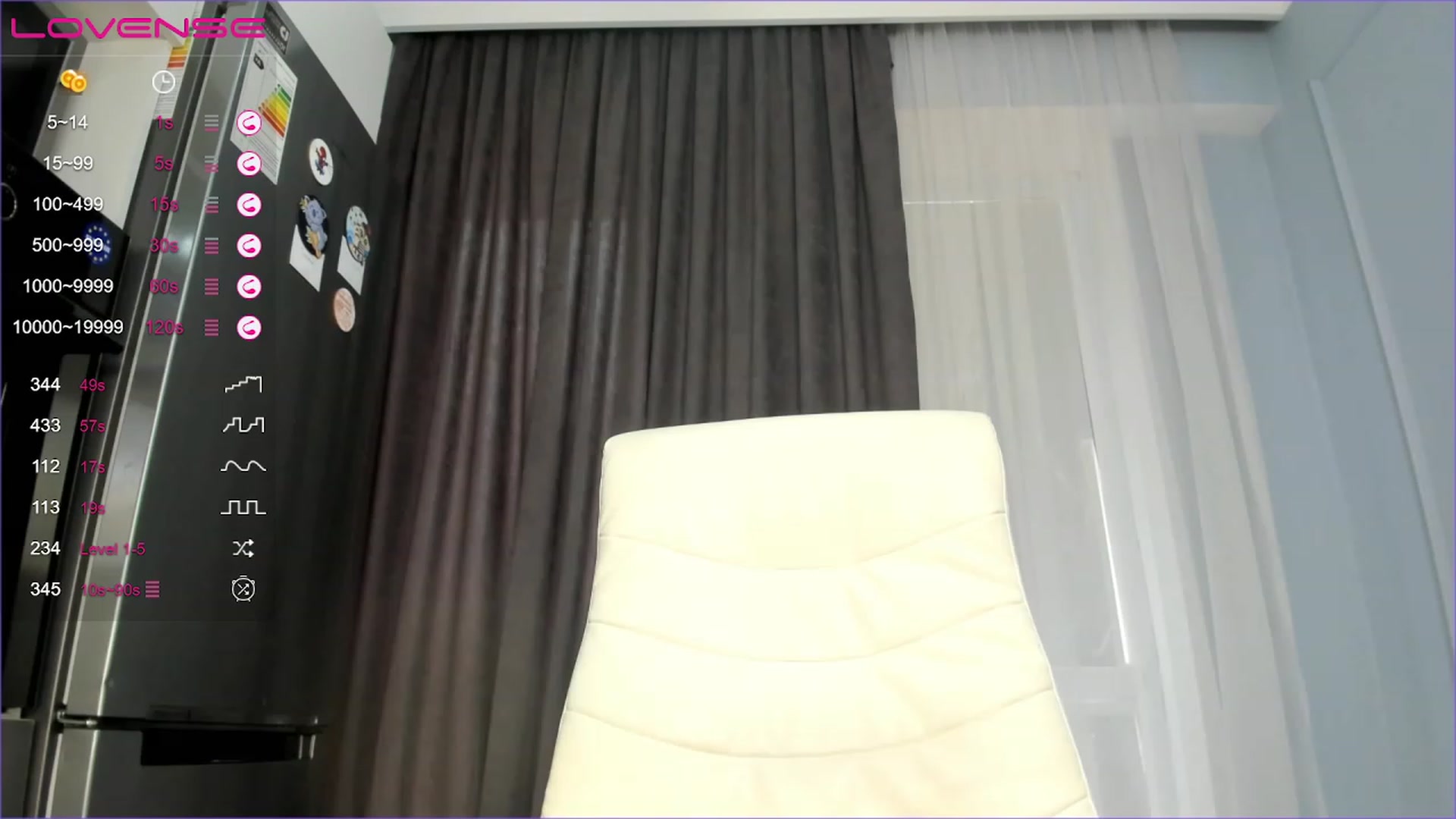 Gallery image thumbnail from Emma_clarc's myfreecams stream on, 02/05/2023, 10:37 image 1 of 20