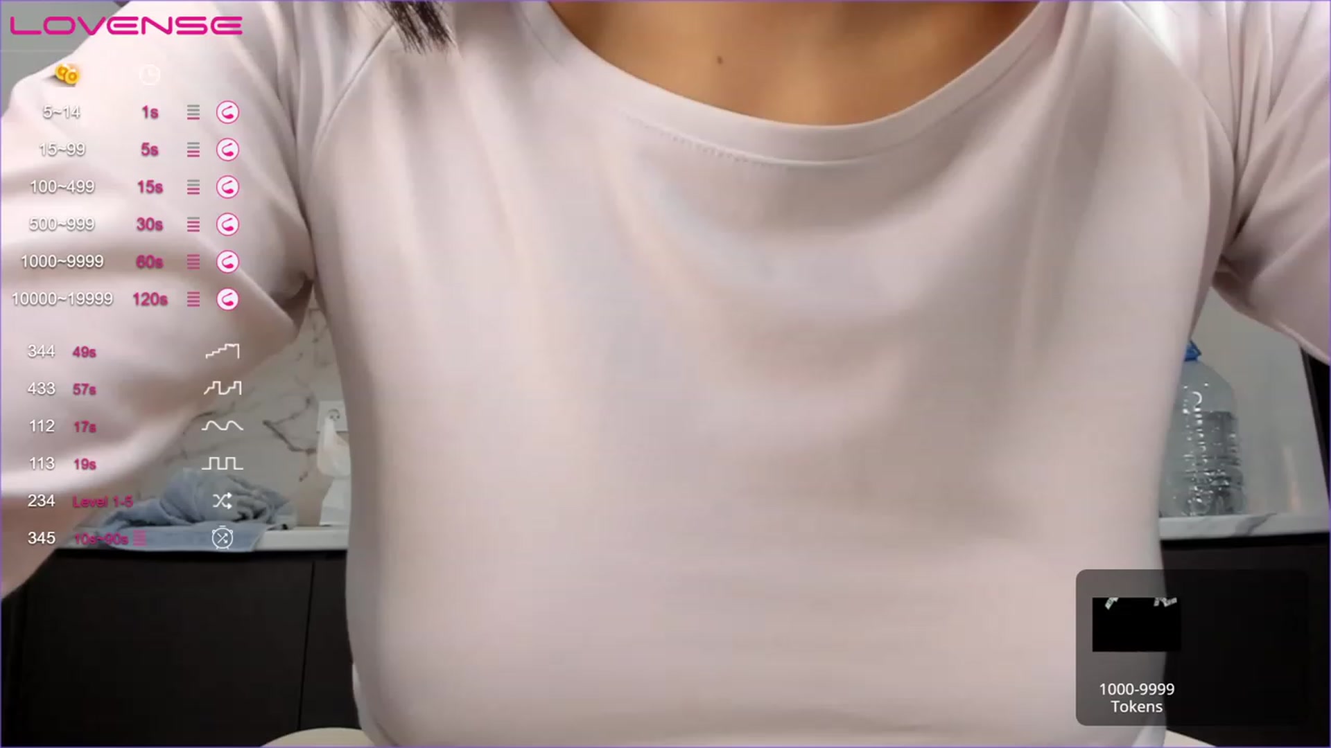 Gallery image thumbnail from Emma_clarc's myfreecams stream on, 04/14/2023, 12:49 image 13 of 20