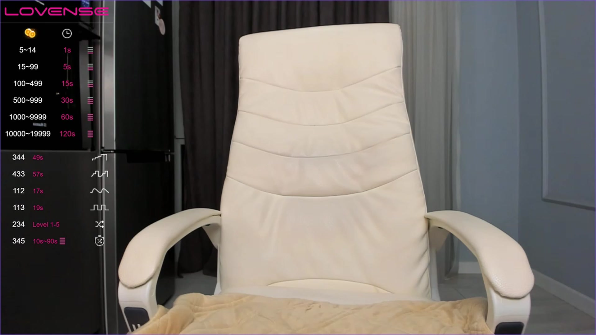 Gallery image thumbnail from Emma_clarc's myfreecams stream on, 04/18/2023, 15:56 image 7 of 20