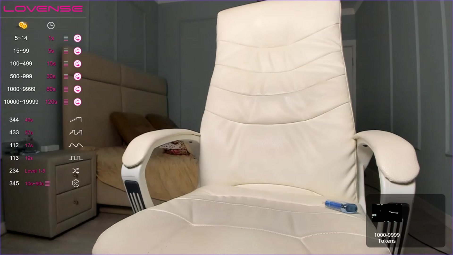 Gallery image thumbnail from Emma_clarc's myfreecams stream on, 04/20/2023, 16:16 image 2 of 20