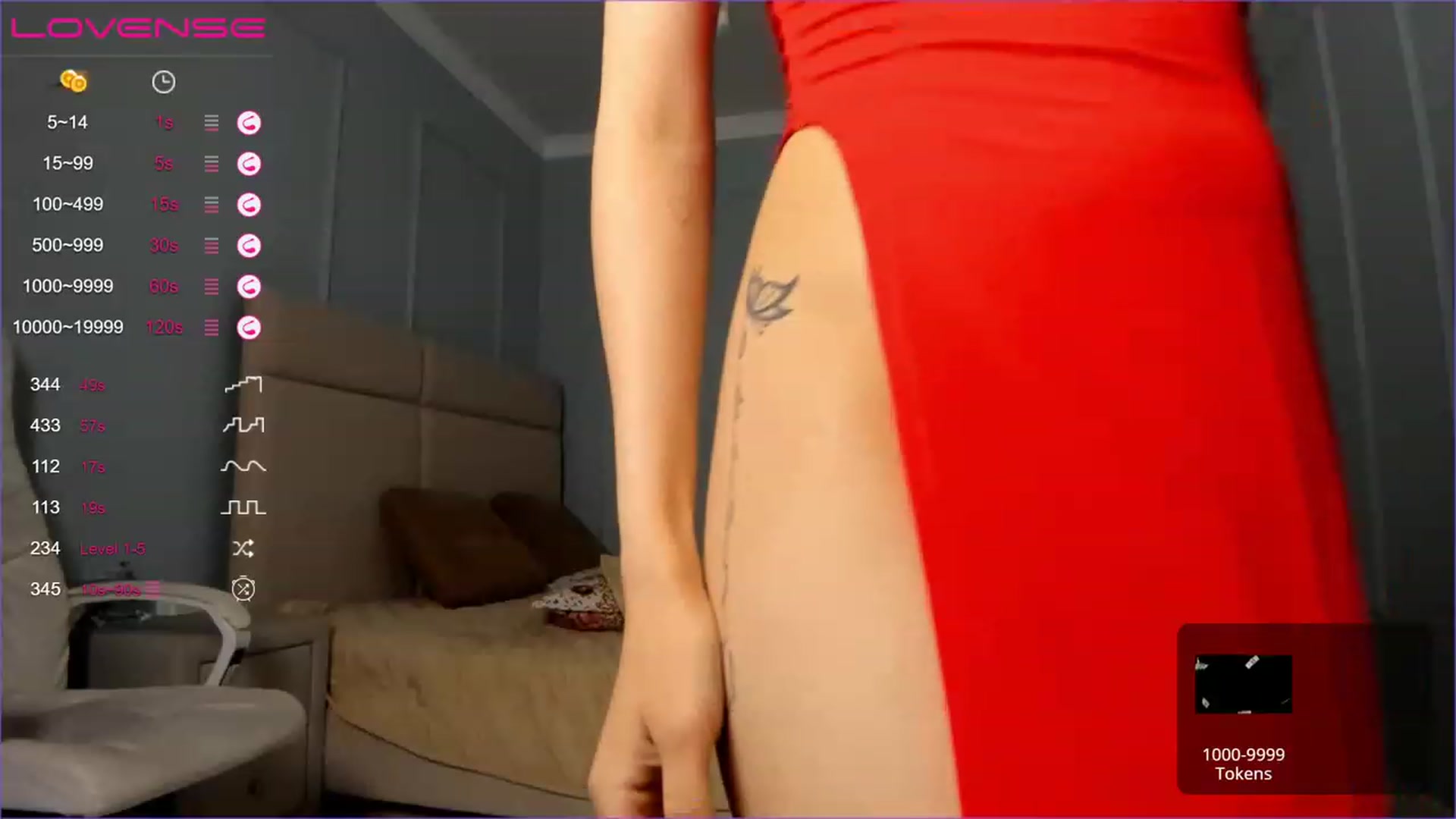 Gallery image thumbnail from Emma_clarc's myfreecams stream on, 04/20/2023, 16:16 image 9 of 20