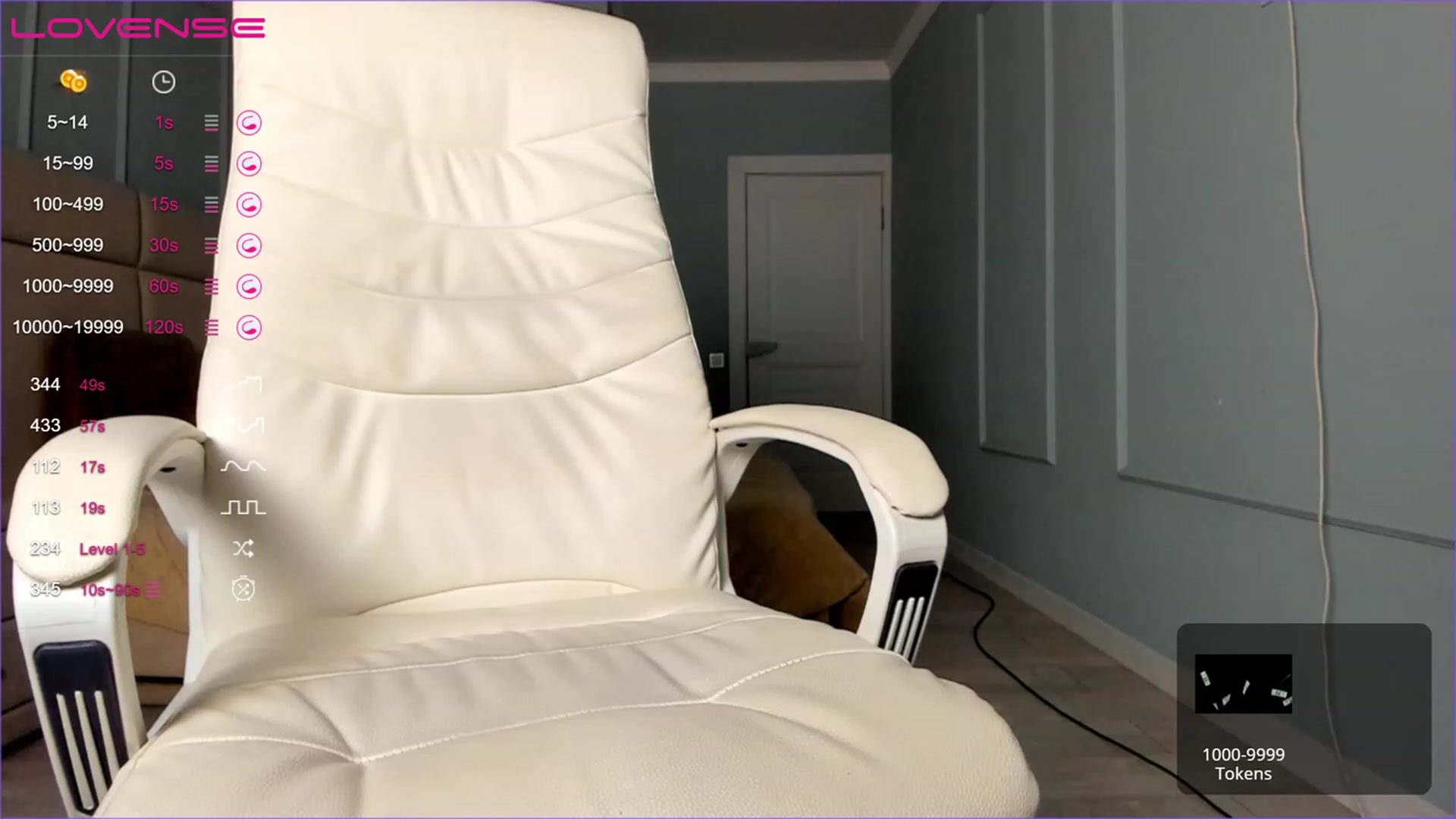 Gallery image thumbnail from Emma_clarc's myfreecams stream on, 04/22/2023, 15:03 image 10 of 20
