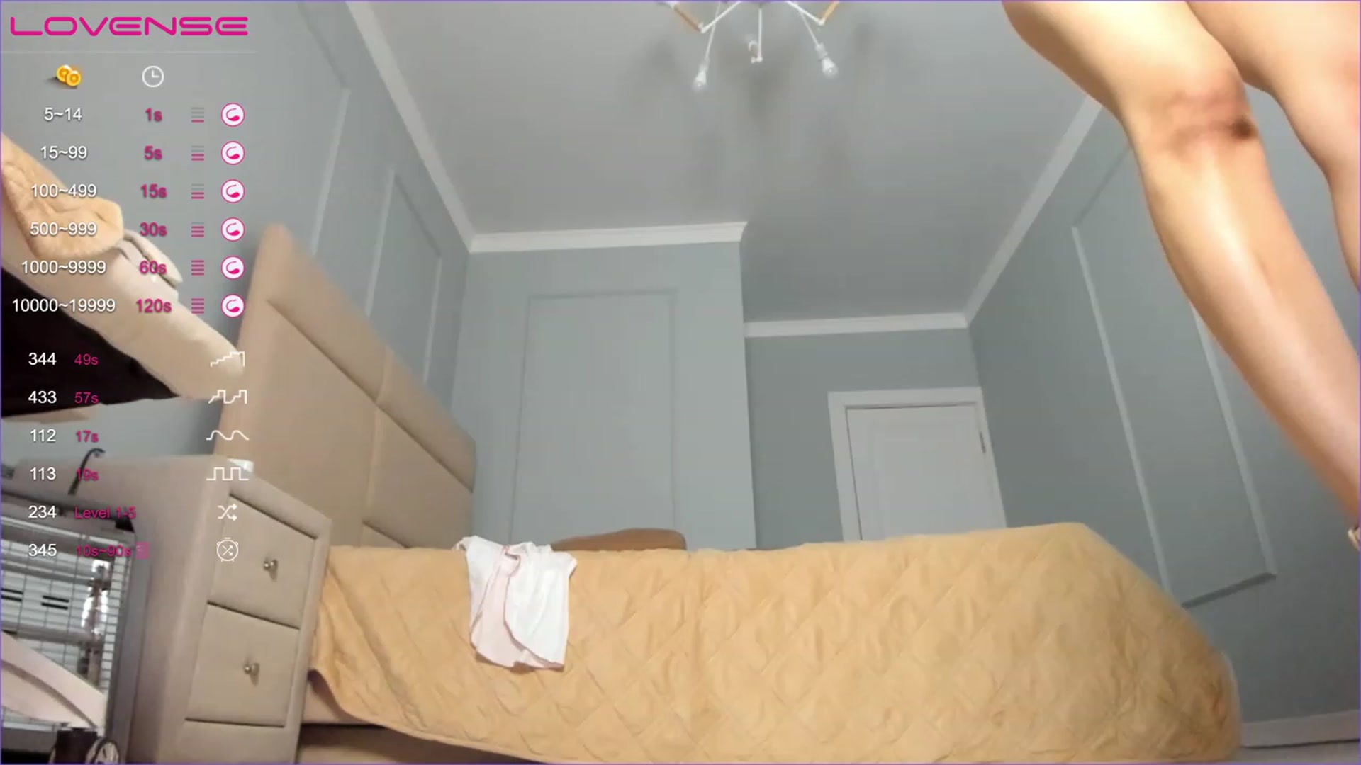 Gallery image thumbnail from Emma_clarc's myfreecams stream on, 04/24/2023, 13:49 image 18 of 20