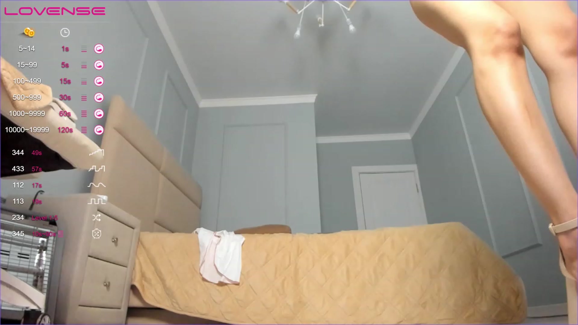 Gallery image thumbnail from Emma_clarc's myfreecams stream on, 04/24/2023, 13:49 image 15 of 20
