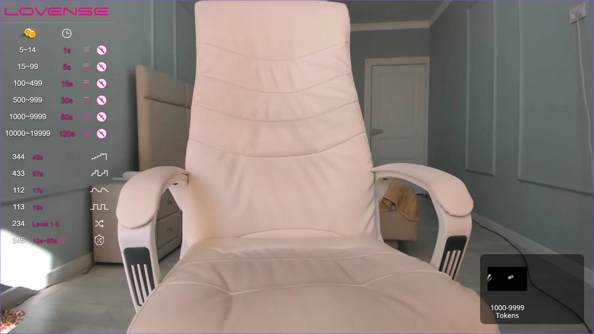 Gallery image thumbnail from Emma_clarc's myfreecams stream on, 04/27/2023, 04:01 image 2 of 20