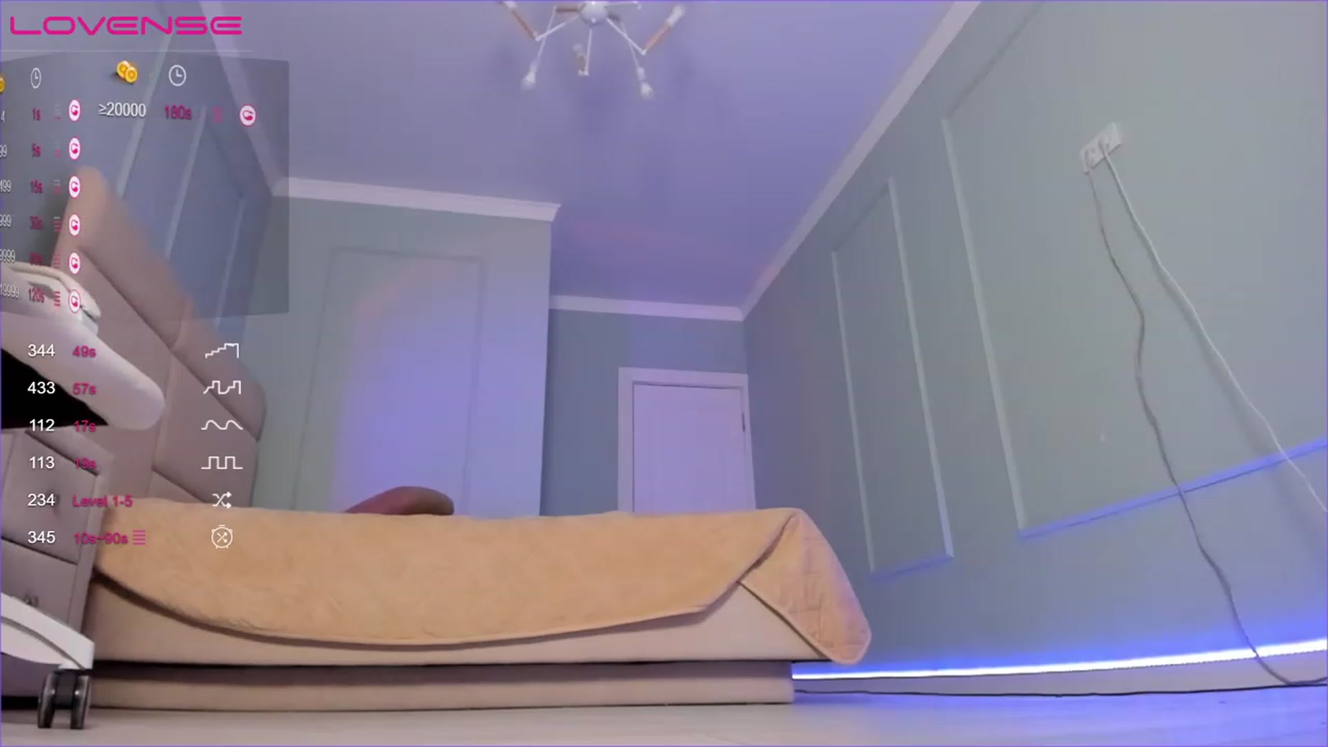 Gallery image thumbnail from Emma_clarc's myfreecams stream on, 04/28/2023, 13:10 image 4 of 20