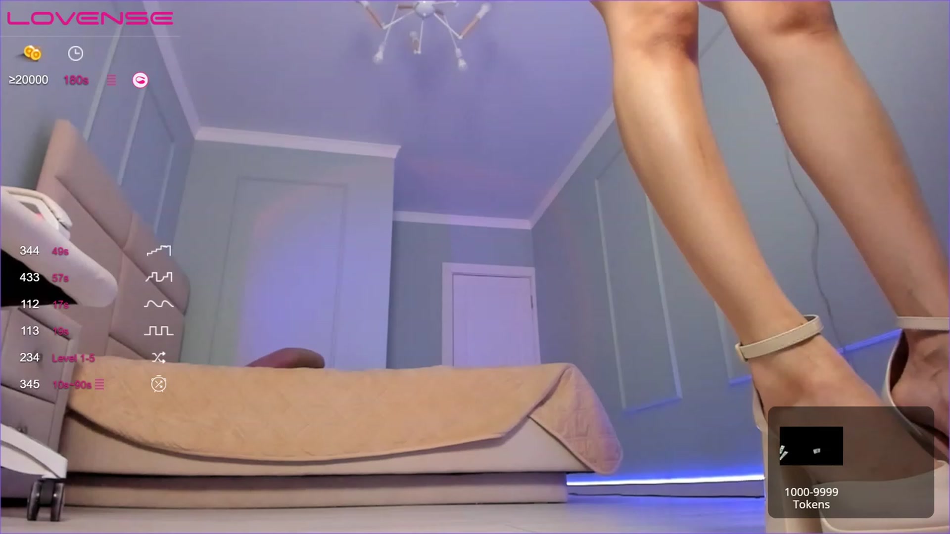 Gallery image thumbnail from Emma_clarc's myfreecams stream on, 04/28/2023, 13:10 image 1 of 20