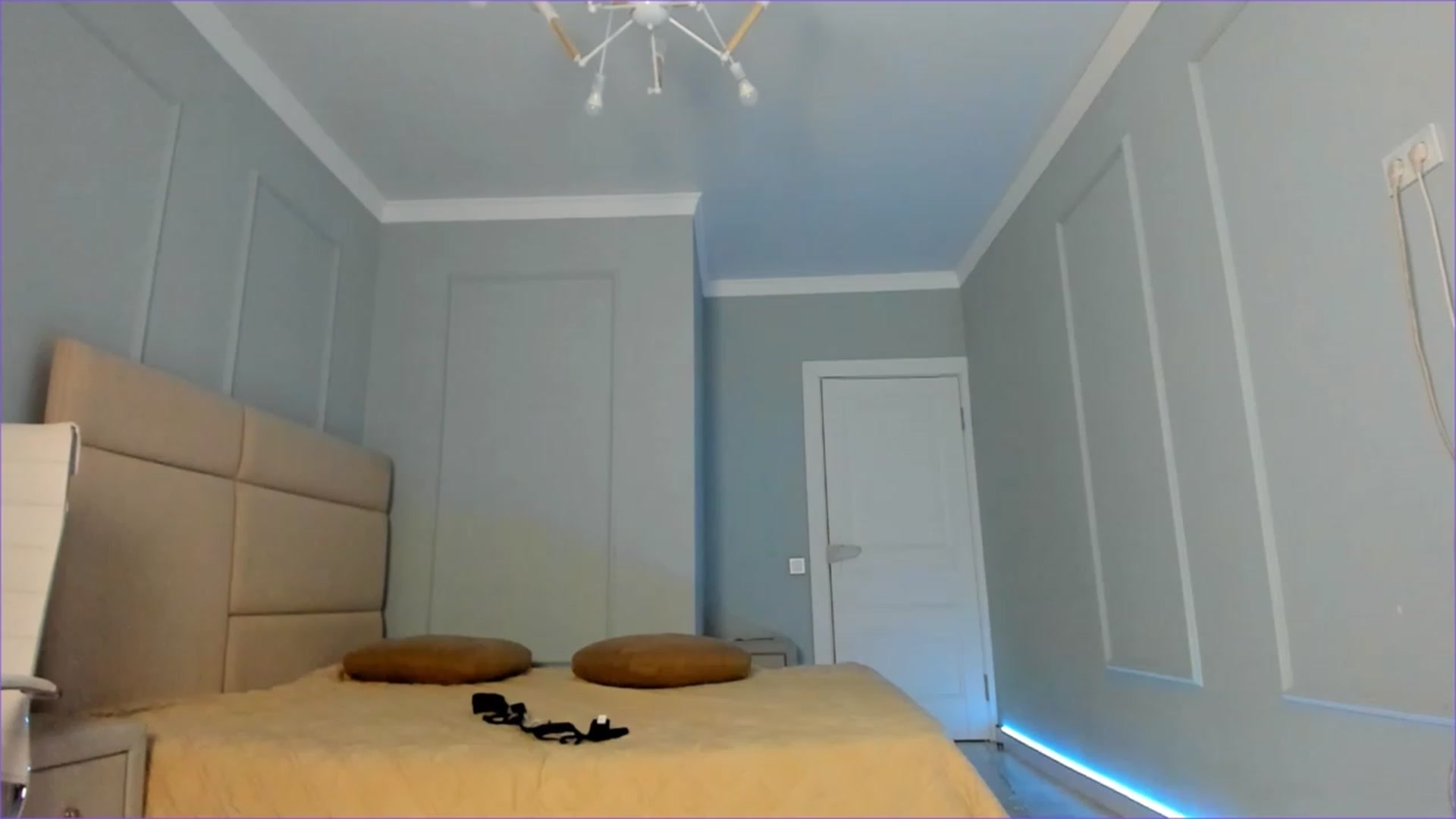 Gallery image thumbnail from Emma_clarc's myfreecams stream on, 05/04/2023, 14:49 image 7 of 20