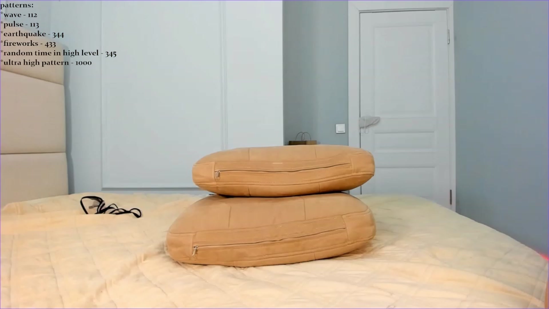 Gallery image thumbnail from Emma_clarc's myfreecams stream on, 05/29/2023, 14:43 image 13 of 20