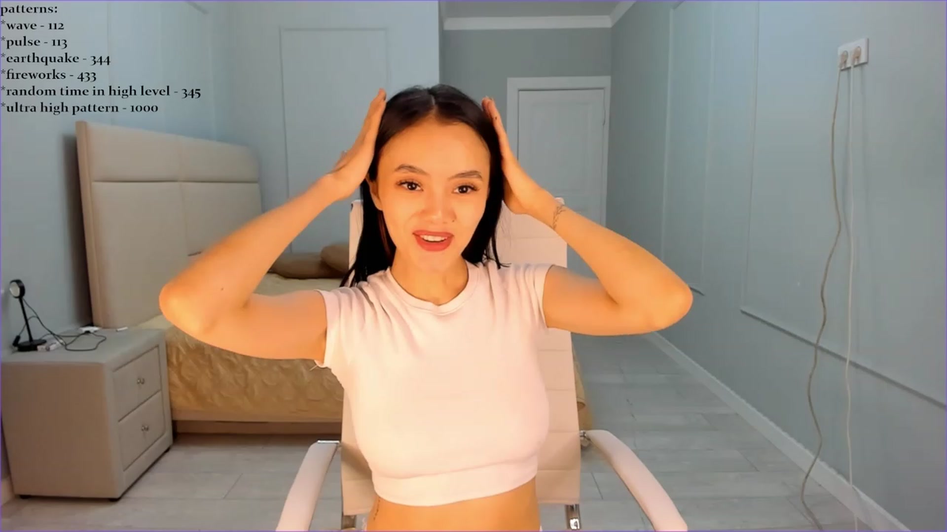 Gallery image thumbnail from Emma_clarc's myfreecams stream on, 05/30/2023, 10:34 image 13 of 20