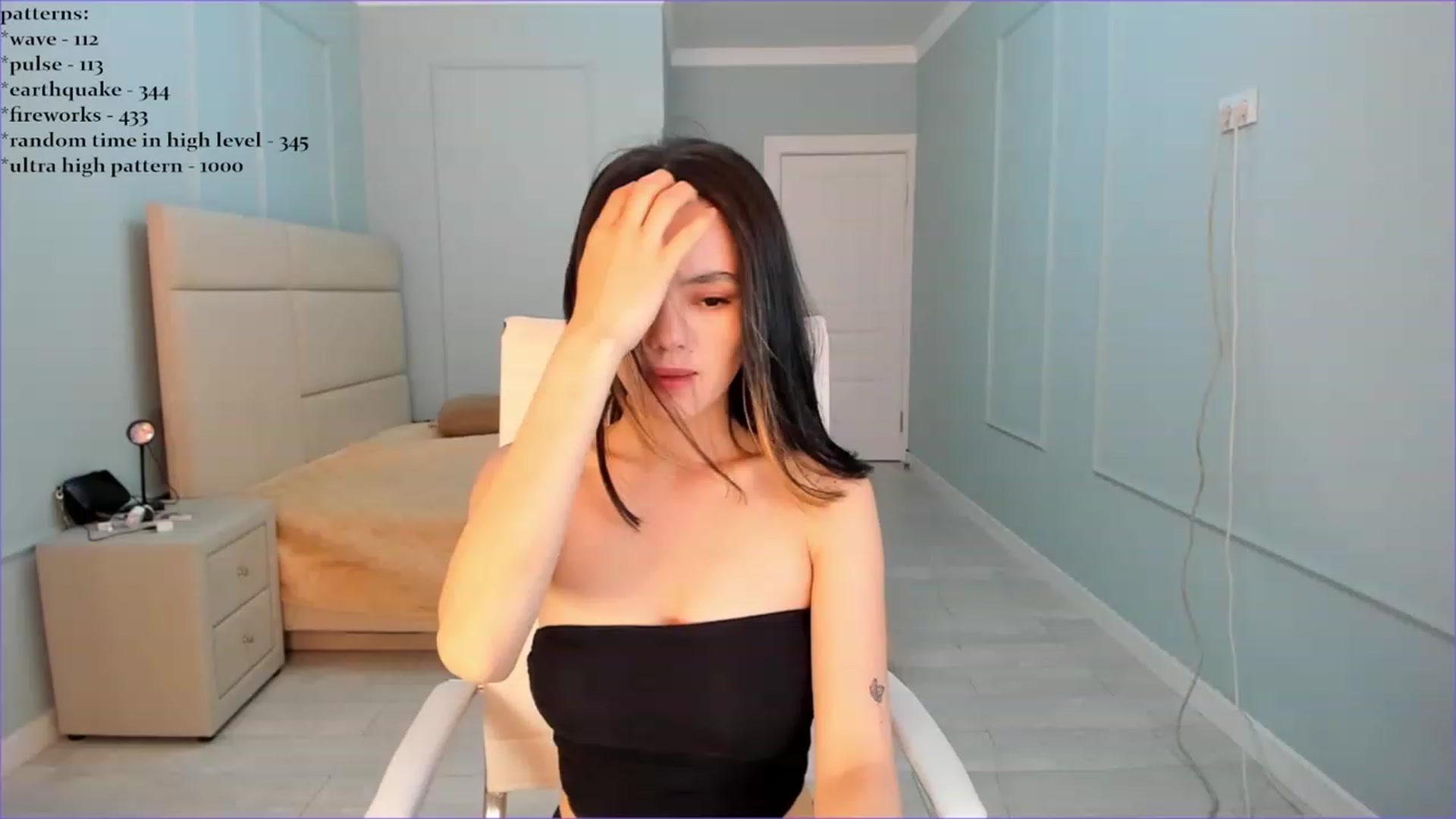 Gallery image thumbnail from Emma_clarc's myfreecams stream on, 05/31/2023, 05:24 image 1 of 20