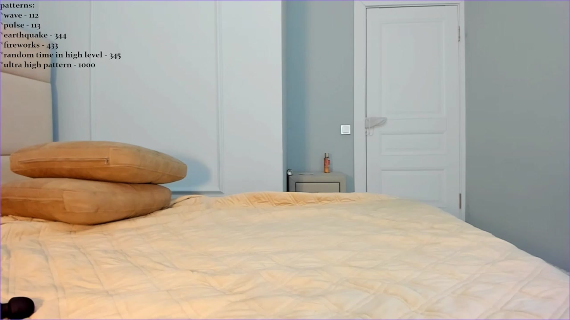 Gallery image thumbnail from Emma_clarc's myfreecams stream on, 05/31/2023, 07:07 image 10 of 20
