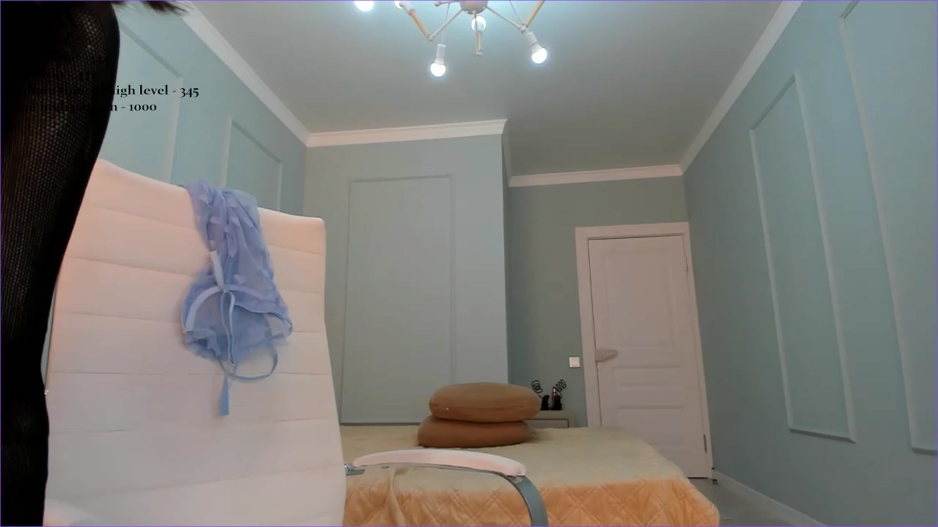 Gallery image thumbnail from Emma_clarc's myfreecams stream on, 06/04/2023, 02:19 image 2 of 20